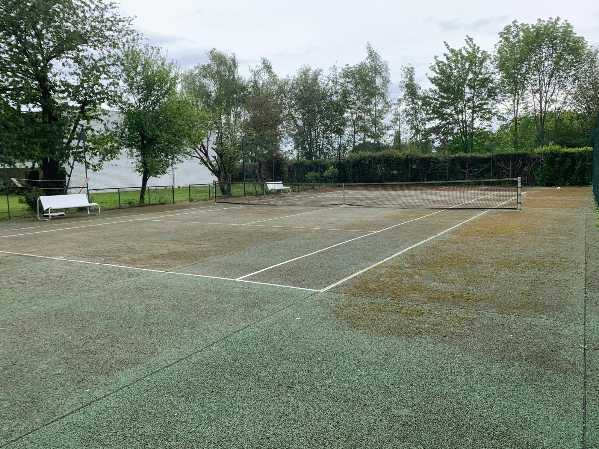 Appartement Familial Au Bord De La Marne, Jardin 8000M2, Piscine, Court De Tennis, Terrasse, Parking Gratuit Proche Disneyland 伊斯勒勒维莱努瓦 外观 照片