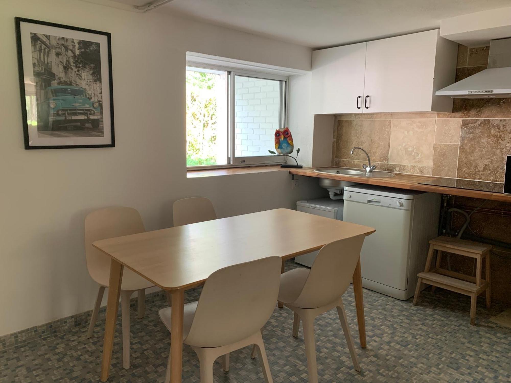 Appartement Familial Au Bord De La Marne, Jardin 8000M2, Piscine, Court De Tennis, Terrasse, Parking Gratuit Proche Disneyland 伊斯勒勒维莱努瓦 外观 照片
